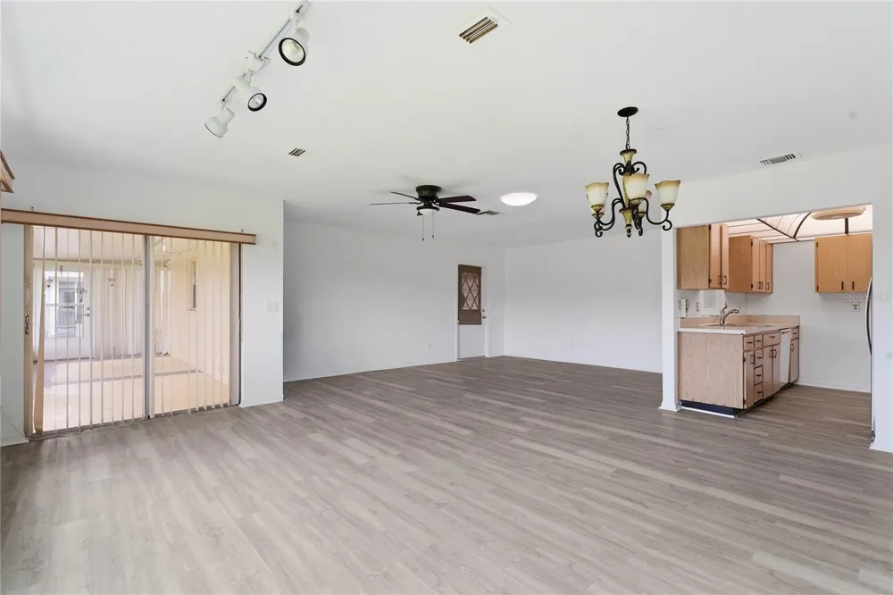 417 GLADSTONE PLACE Sun City Center, FL 33573