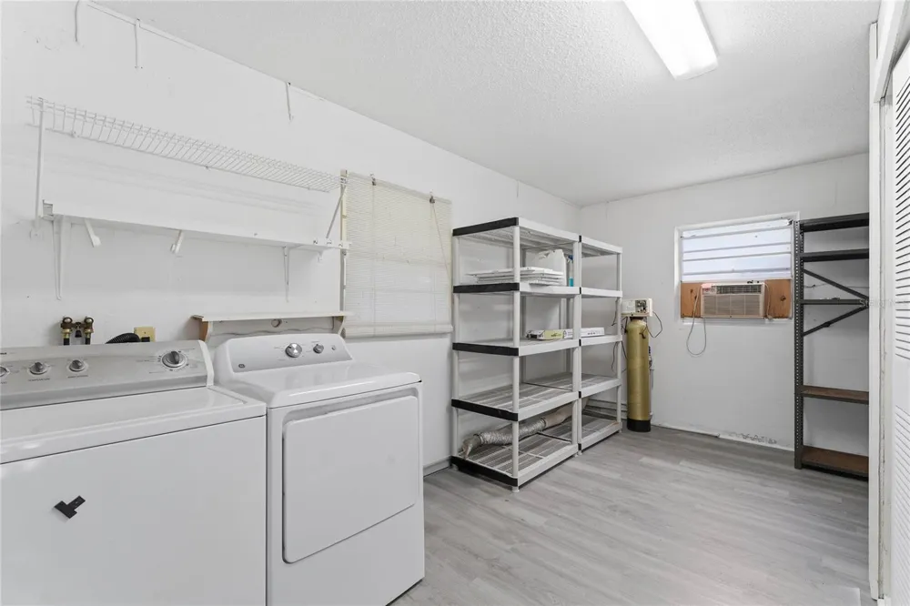 417 GLADSTONE PLACE Sun City Center, FL 33573
