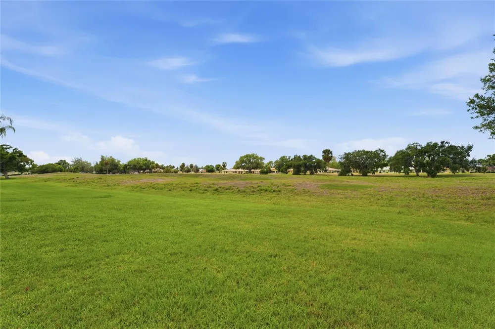417 GLADSTONE PLACE Sun City Center, FL 33573