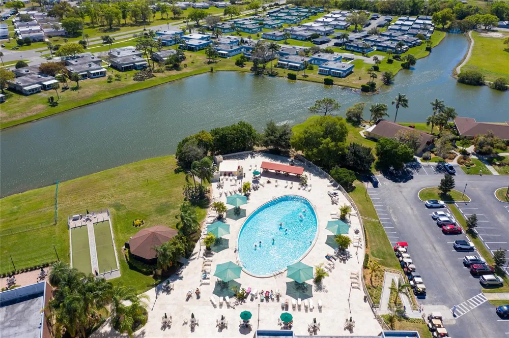417 GLADSTONE PLACE Sun City Center, FL 33573