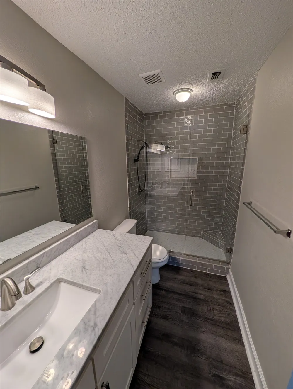 8220 Meadowbrook Drive Watauga, TX 76148