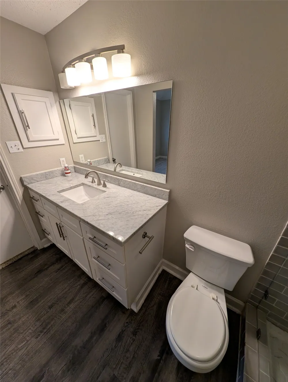 8220 Meadowbrook Drive Watauga, TX 76148