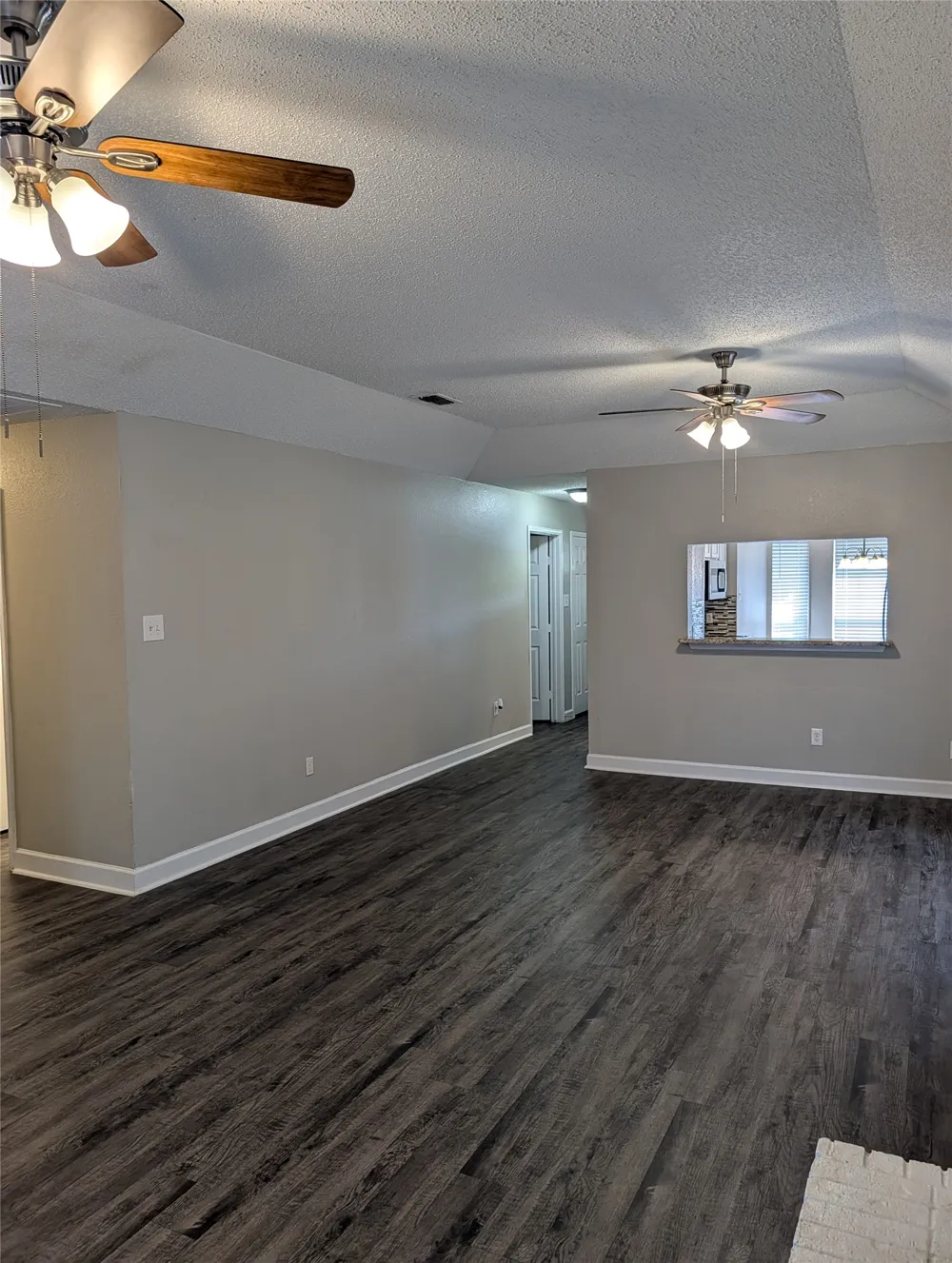 8220 Meadowbrook Drive Watauga, TX 76148