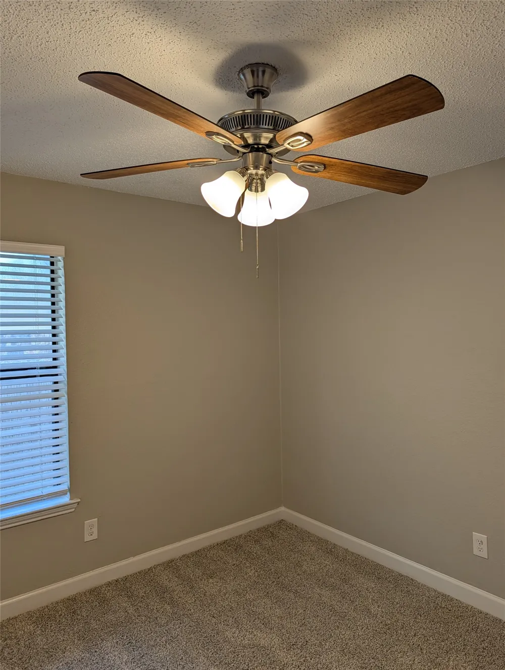 8220 Meadowbrook Drive Watauga, TX 76148