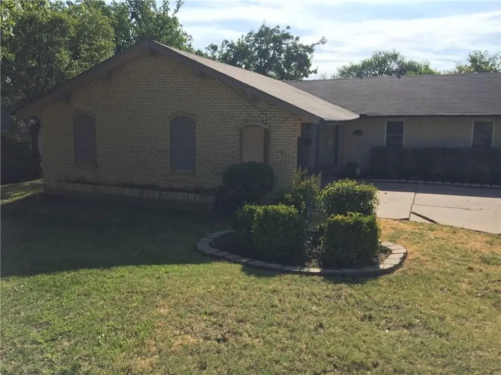 2420 Timberlake Drive Irving, TX 75062