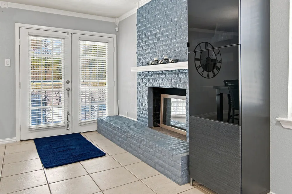 2420 Timberlake Drive Irving, TX 75062