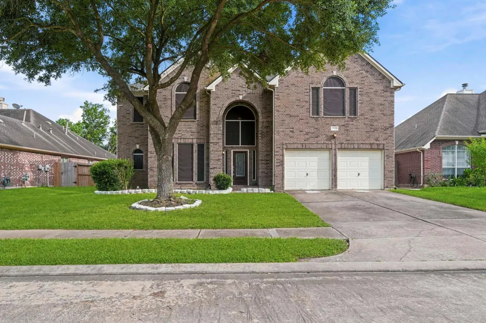 12415 Maily Meadowlane Sugar Land, TX 77478