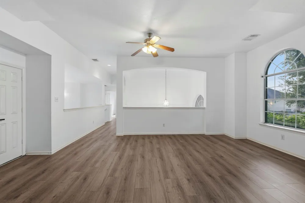 12415 Maily Meadowlane Sugar Land, TX 77478