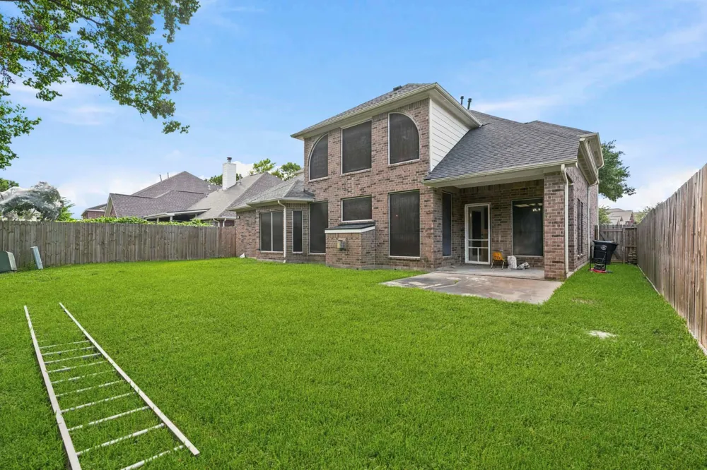 12415 Maily Meadowlane Sugar Land, TX 77478