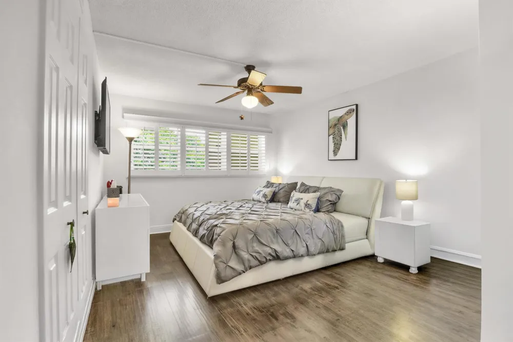 3000 NE 48TH COURT #402 Lighthouse Point, FL 33064