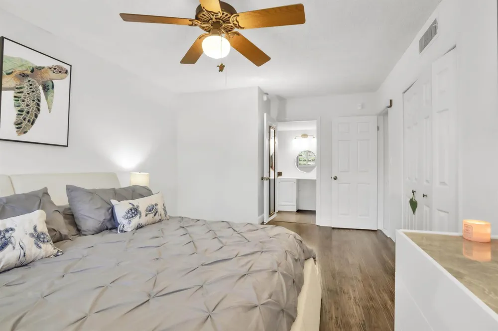 3000 NE 48TH COURT #402 Lighthouse Point, FL 33064