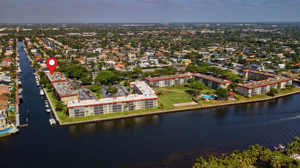 3000 NE 48TH COURT #402 Lighthouse Point, FL 33064