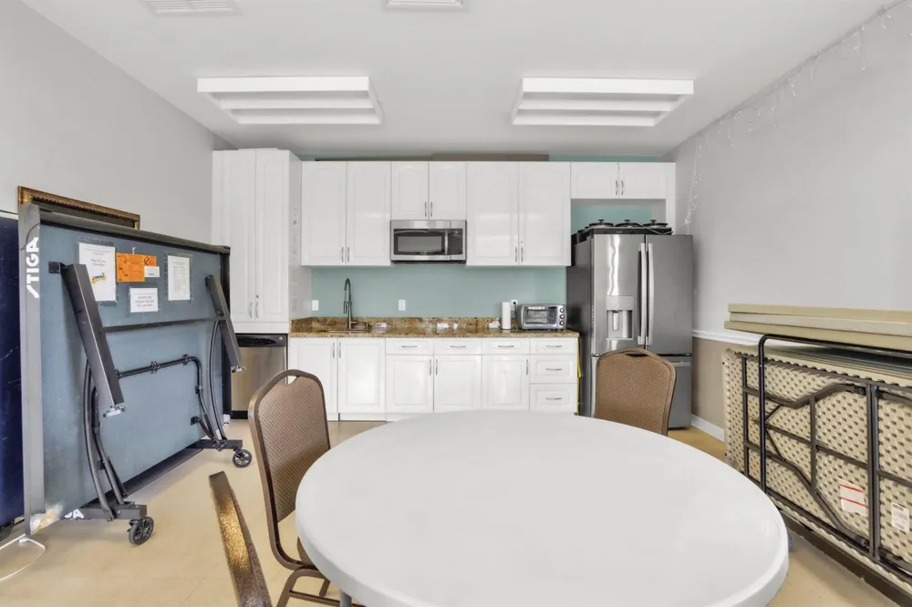 3000 NE 48TH COURT #402 Lighthouse Point, FL 33064