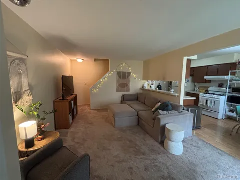 2708 Glenbridge Court