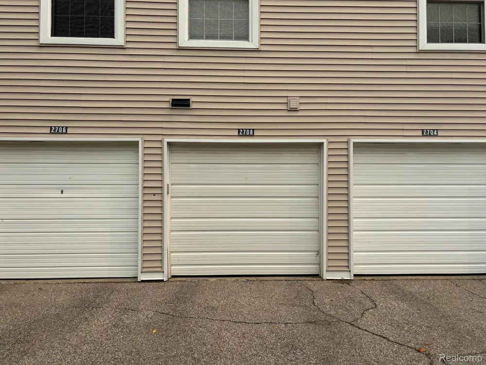 2708 Glenbridge Court Ann Arbor City, MI 48104