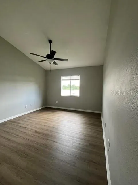 145 PEARL LAKE CAUSEWAY #204 Altamonte Springs, FL 32714