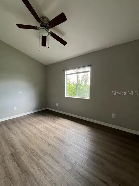 145 PEARL LAKE CAUSEWAY #204 Altamonte Springs, FL 32714