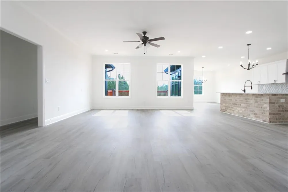 357 Bagley Road Forsyth, GA 31029