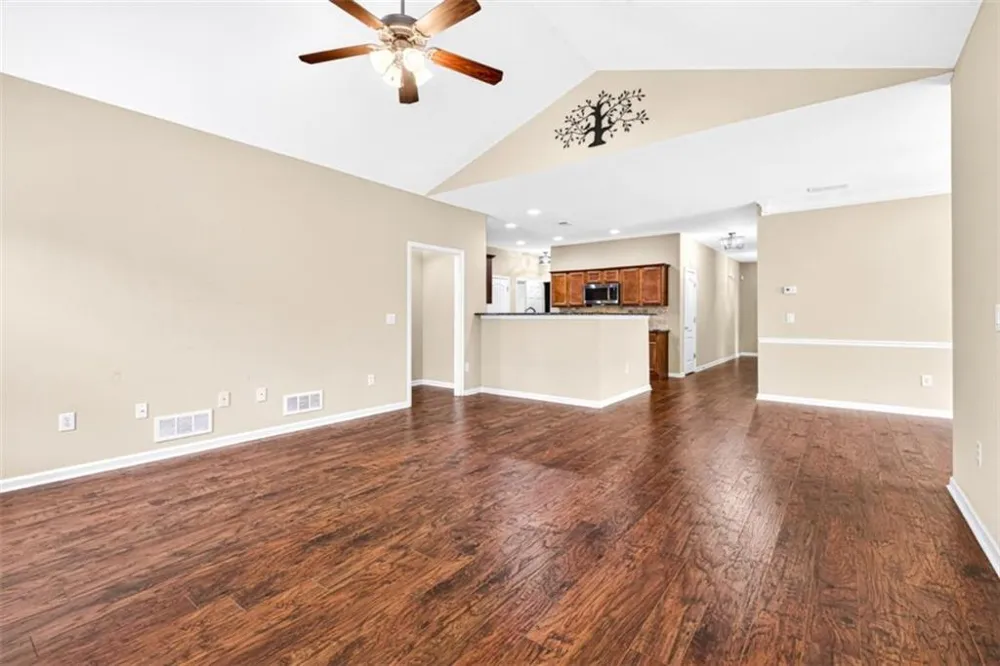 305 Victory Circle Commerce, GA 30529