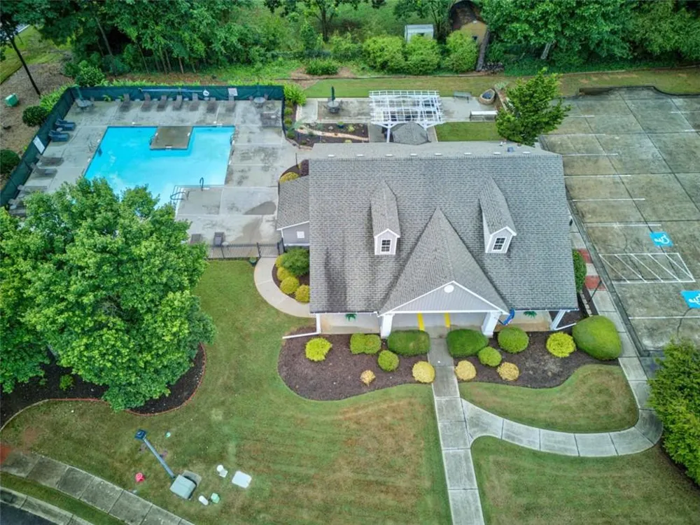 305 Victory Circle Commerce, GA 30529