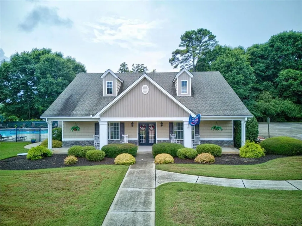 305 Victory Circle Commerce, GA 30529