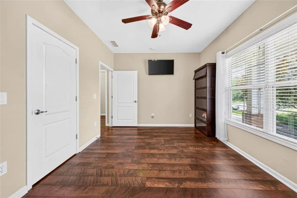 305 Victory Circle Commerce, GA 30529