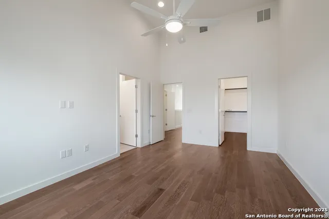 102 Tendick #UNIT 802 San Antonio, TX 78209