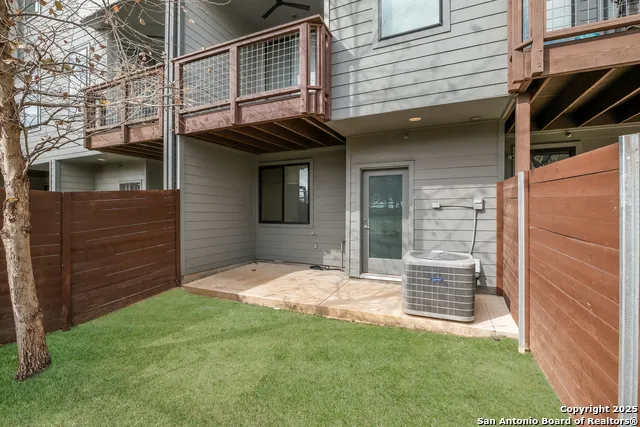 102 Tendick #UNIT 802 San Antonio, TX 78209