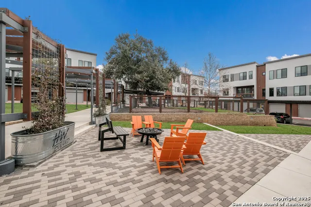 102 Tendick #UNIT 802 San Antonio, TX 78209