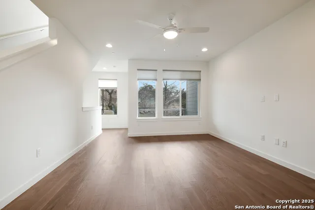 102 Tendick #UNIT 802 San Antonio, TX 78209