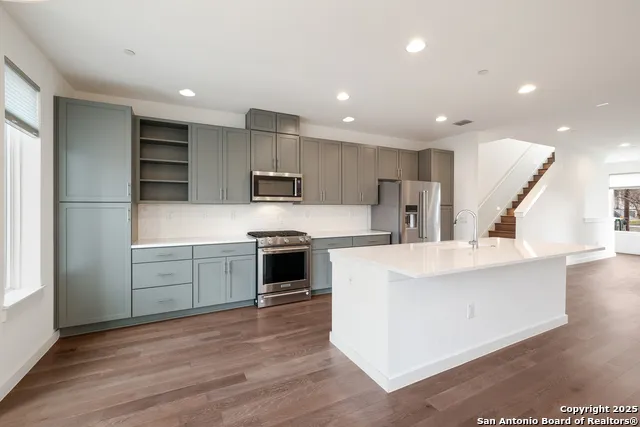 102 Tendick #UNIT 802 San Antonio, TX 78209