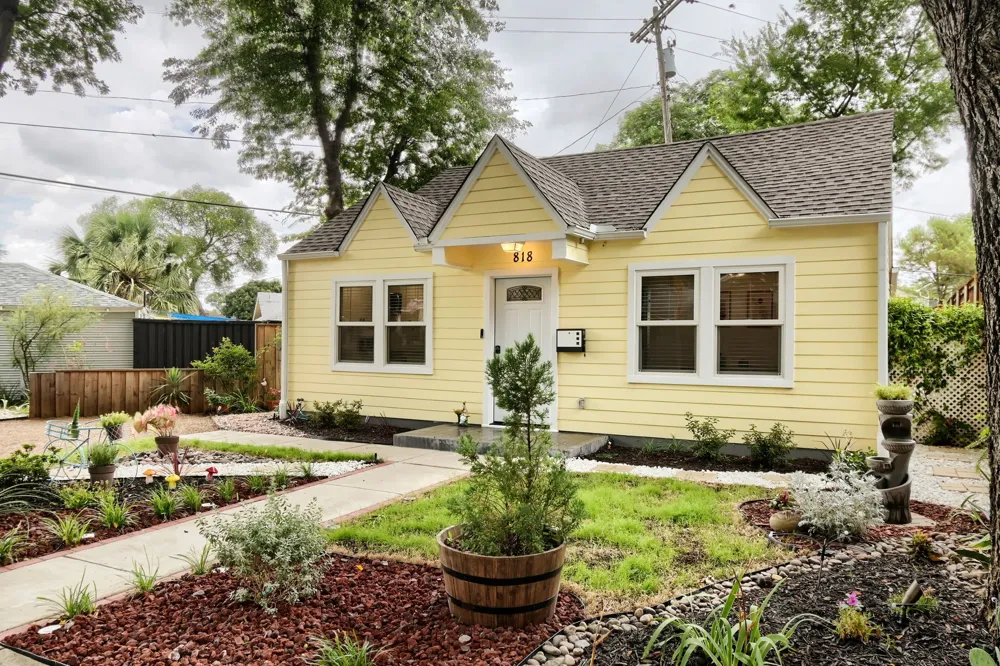 818 Windomere Avenue Dallas, TX 75208