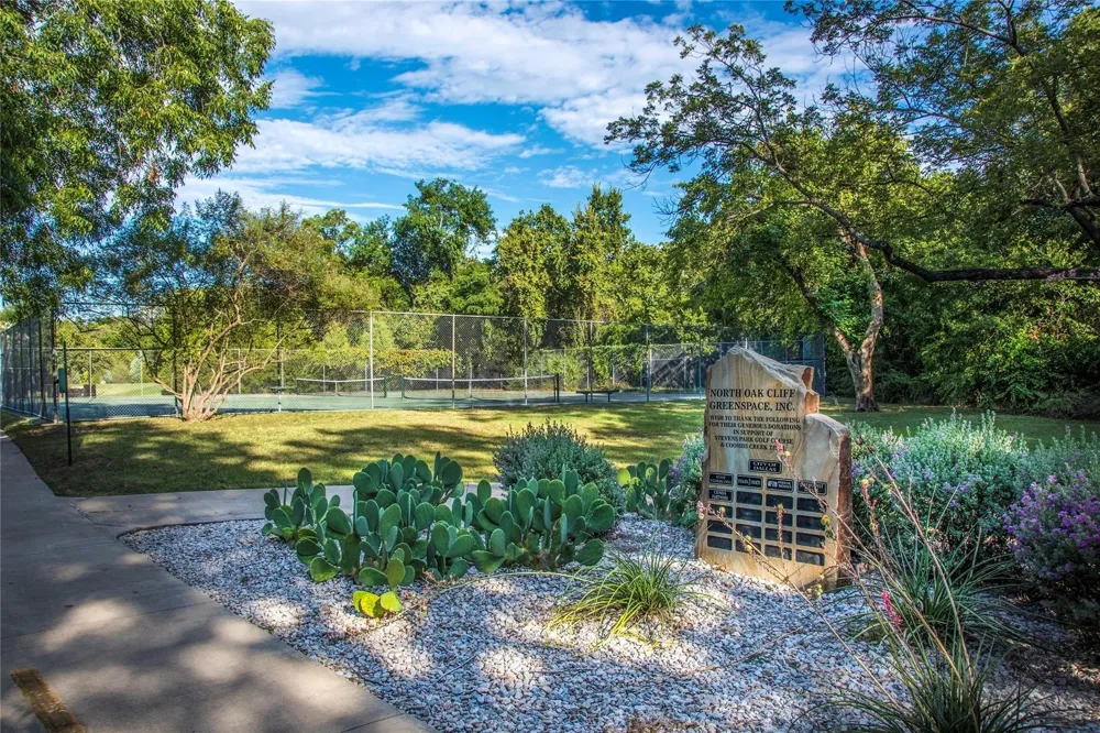 818 Windomere Avenue Dallas, TX 75208