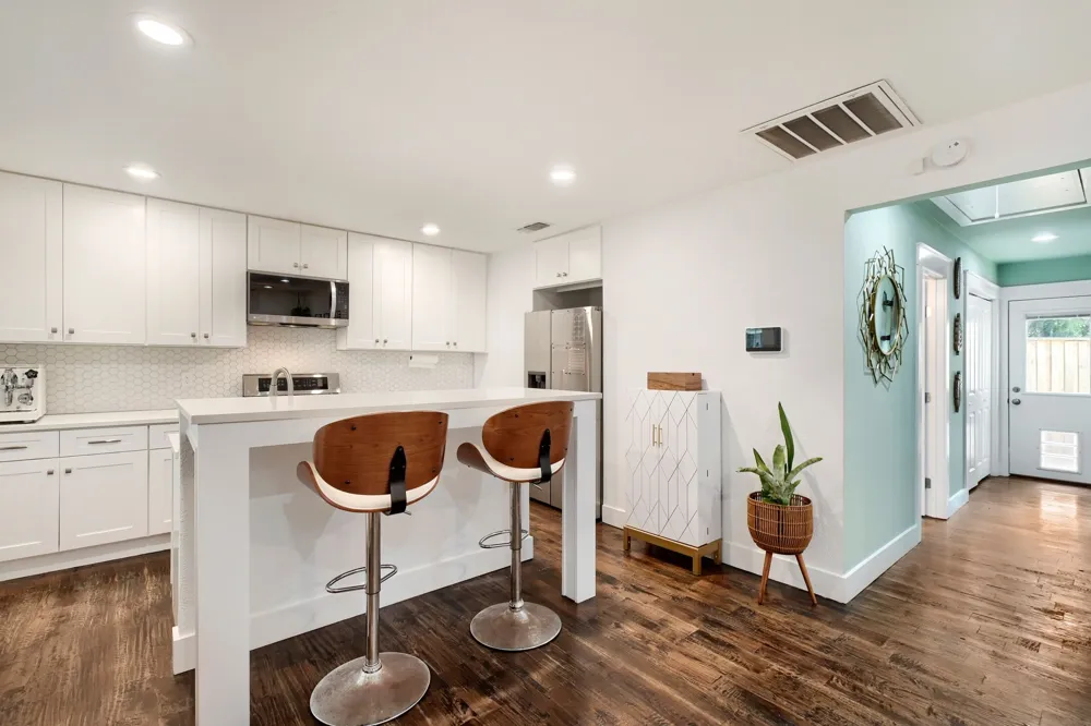 818 Windomere Avenue Dallas, TX 75208