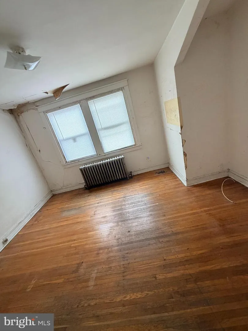 6233 BOUVIER STREET Philadelphia, PA 19141