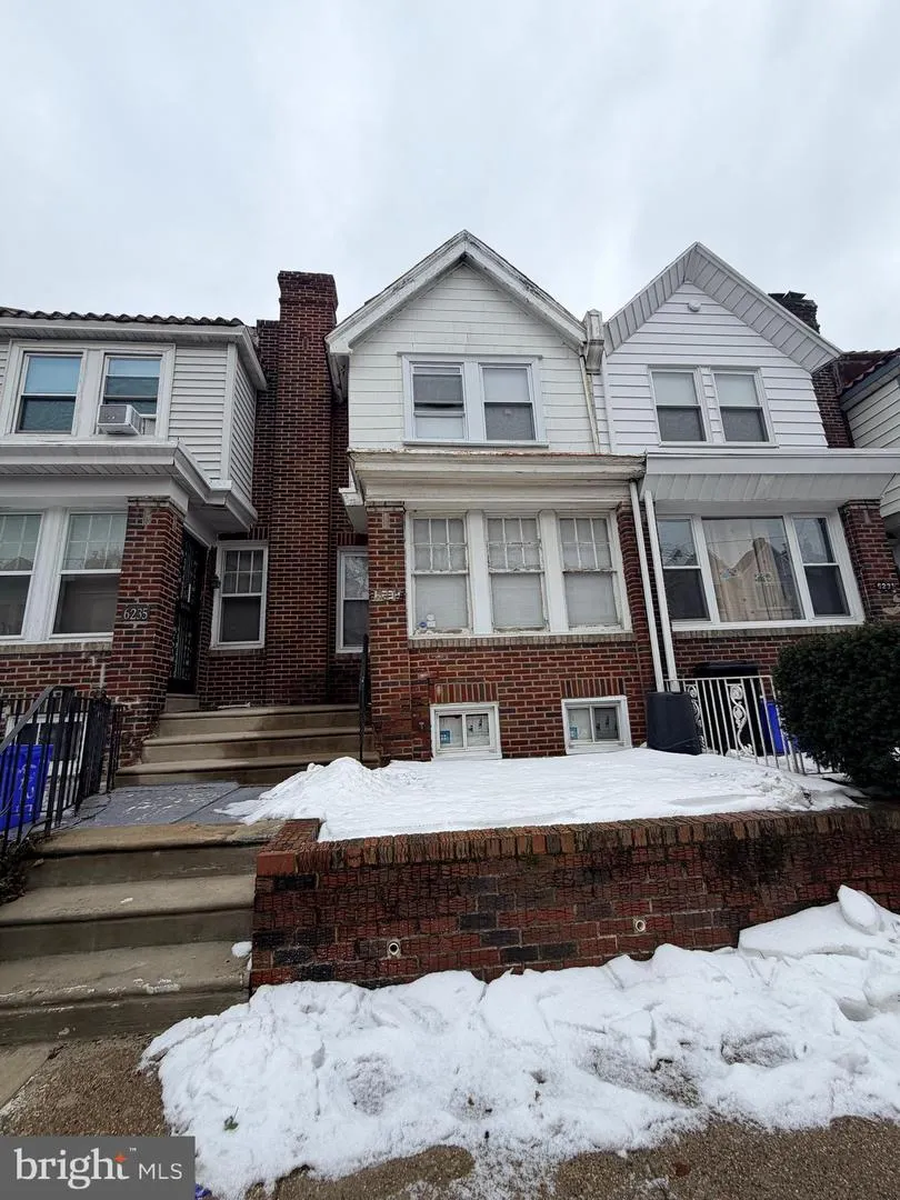 6233 BOUVIER STREET Philadelphia, PA 19141