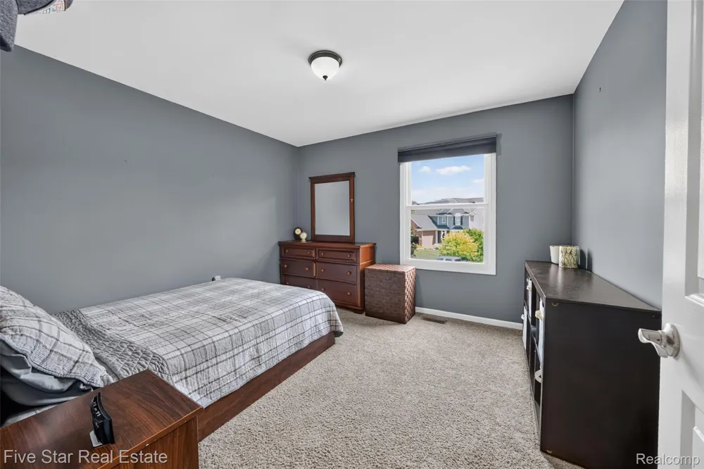 1750 Cheshire Lane Commerce Charter Township, MI 48382
