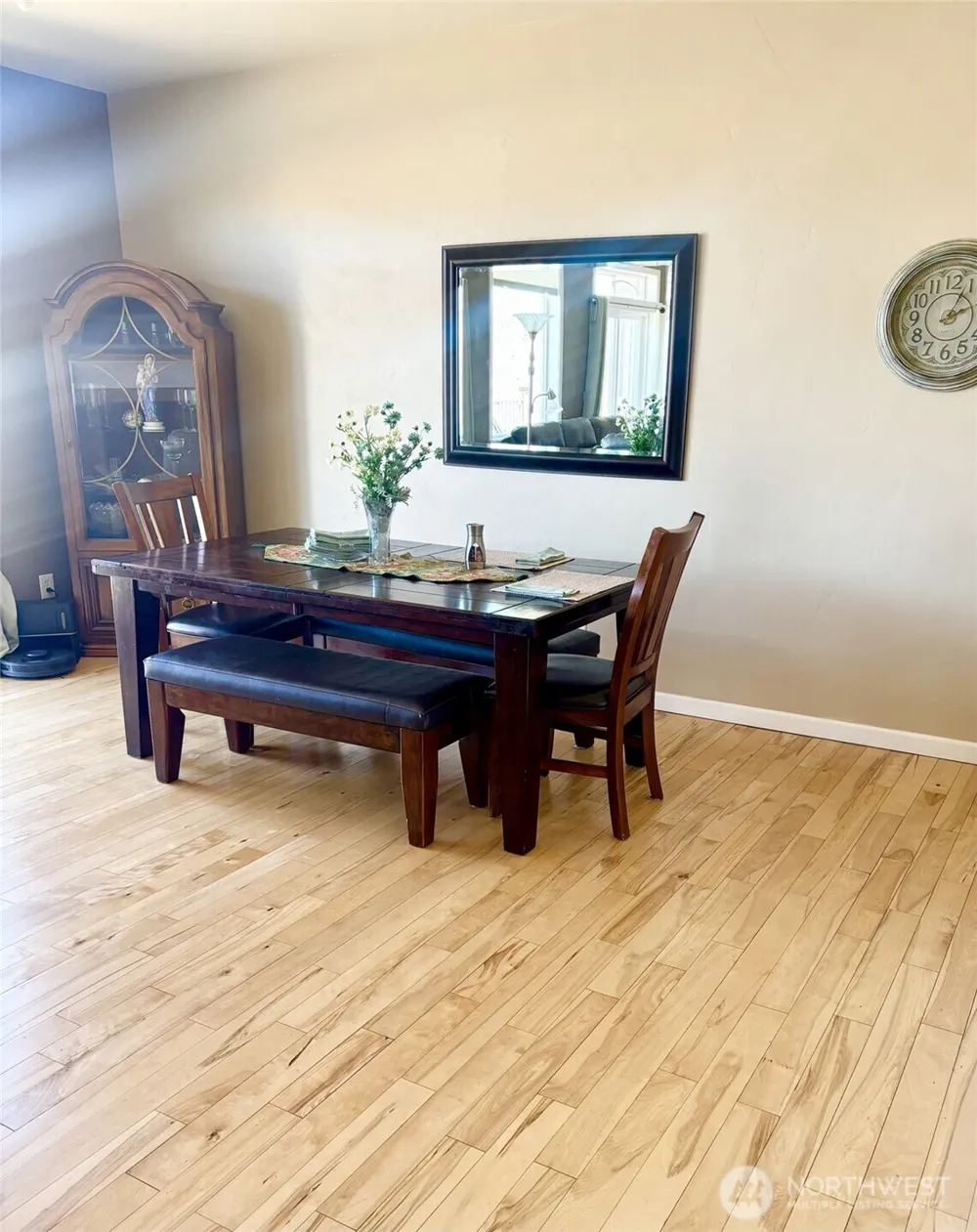 45720 Geostar Drive Grand Coulee, WA 99133