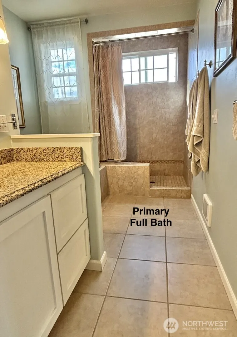 45720 Geostar Drive Grand Coulee, WA 99133