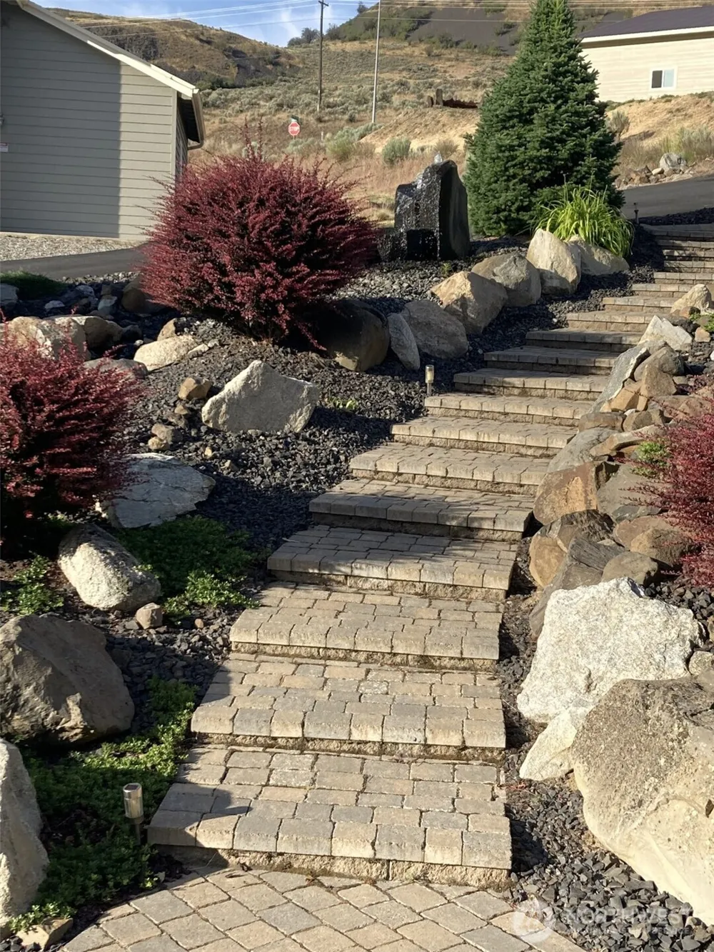 45720 Geostar Drive Grand Coulee, WA 99133
