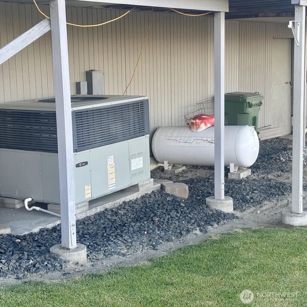 45720 Geostar Drive Grand Coulee, WA 99133