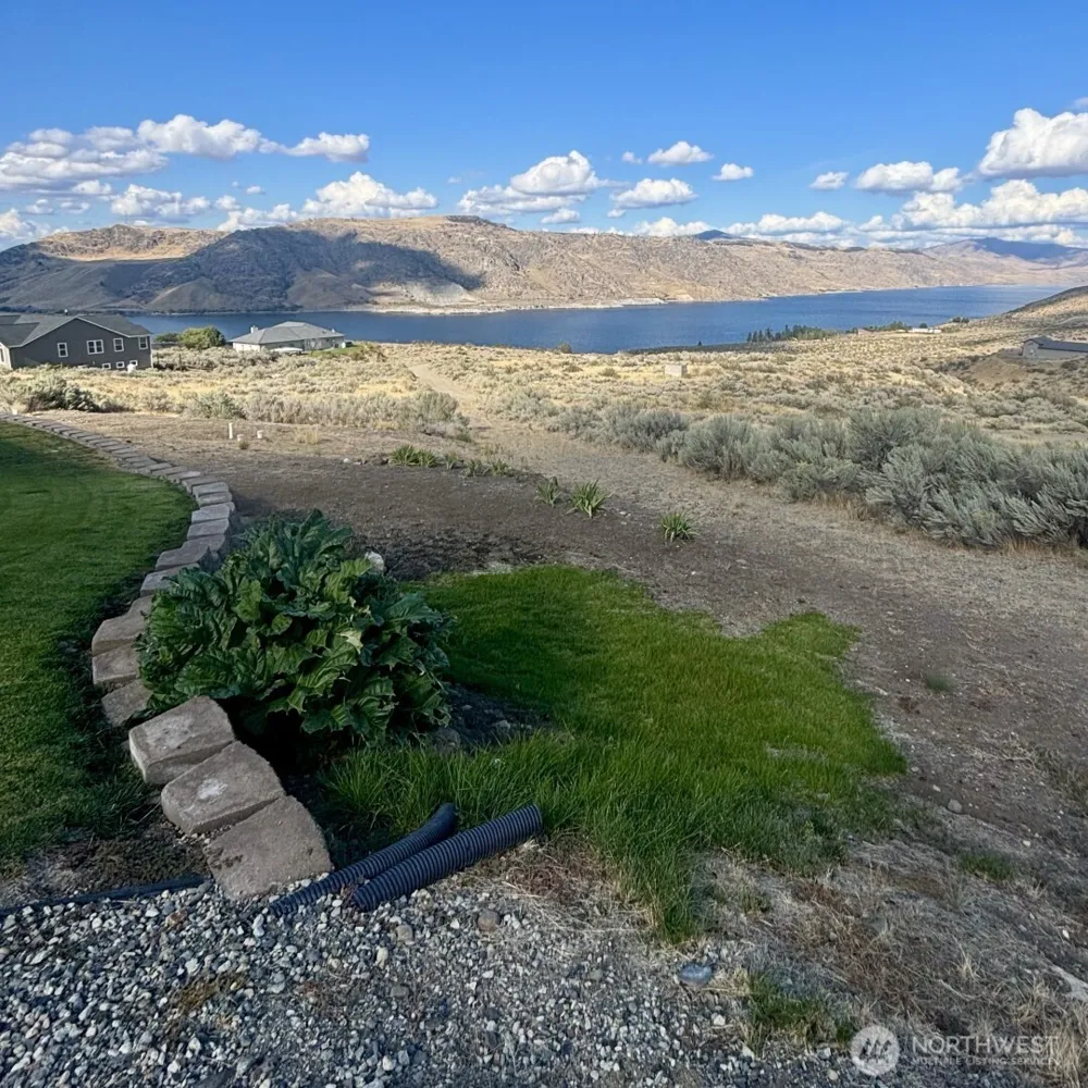 45720 Geostar Drive Grand Coulee, WA 99133