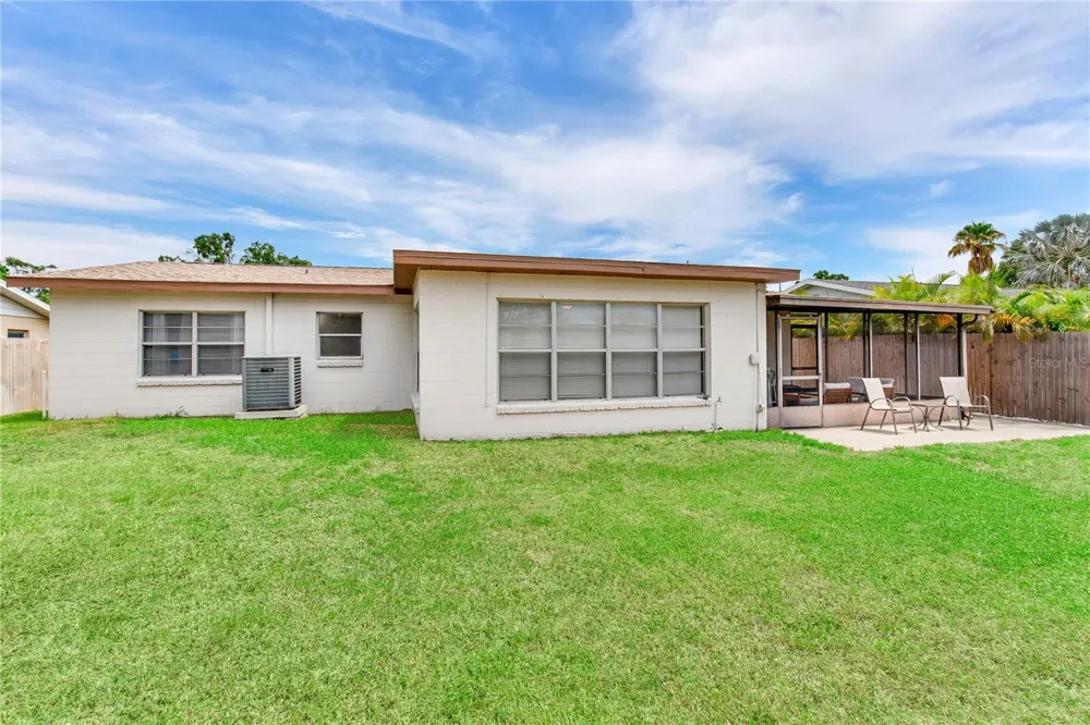 4416 W BAY COURT AVENUE Tampa, FL 33611