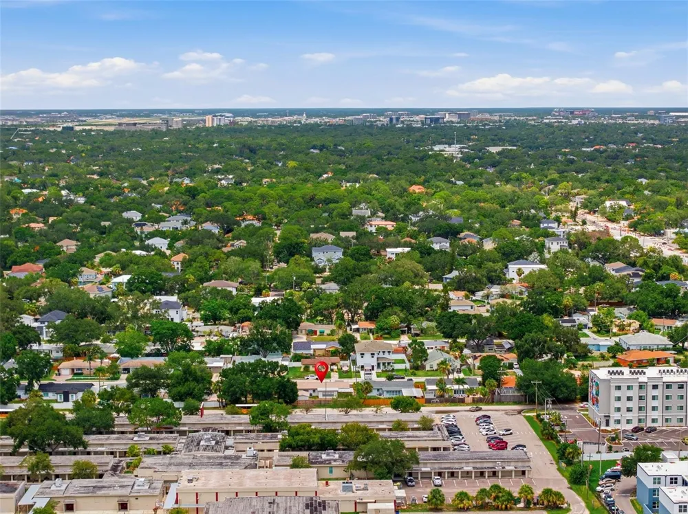 4416 W BAY COURT AVENUE Tampa, FL 33611