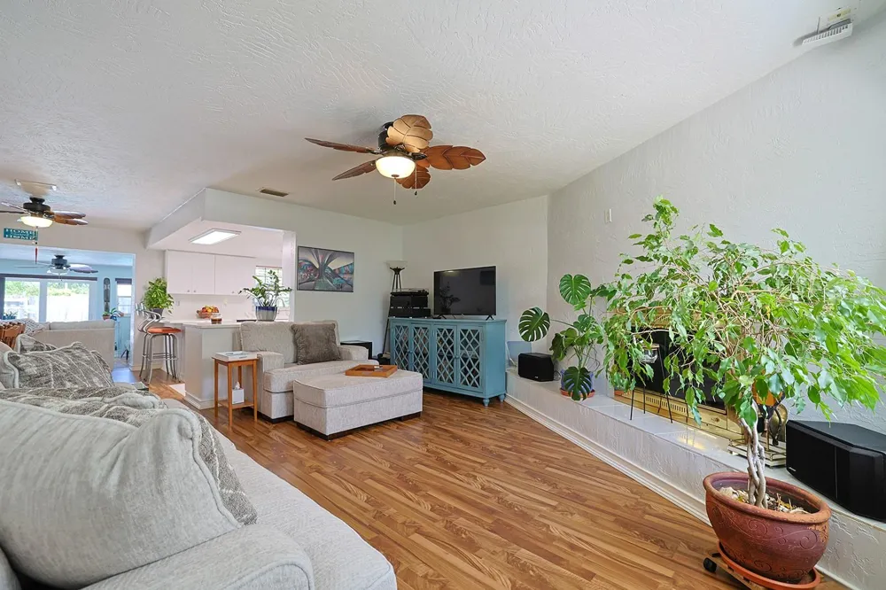 2553 NORDMAN AVENUE New Smyrna Beach, FL 32168