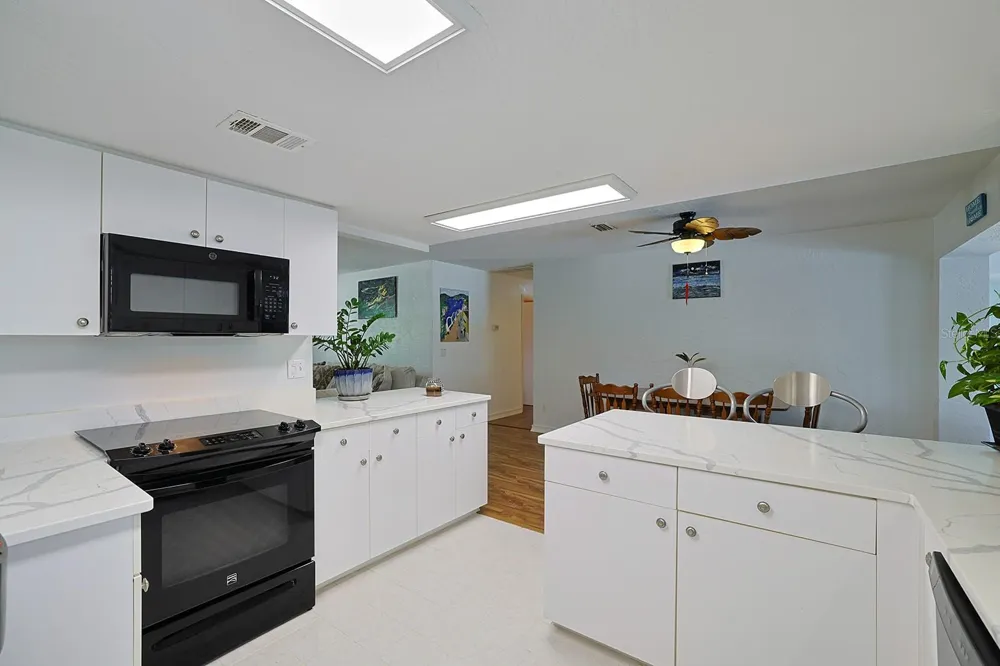 2553 NORDMAN AVENUE New Smyrna Beach, FL 32168