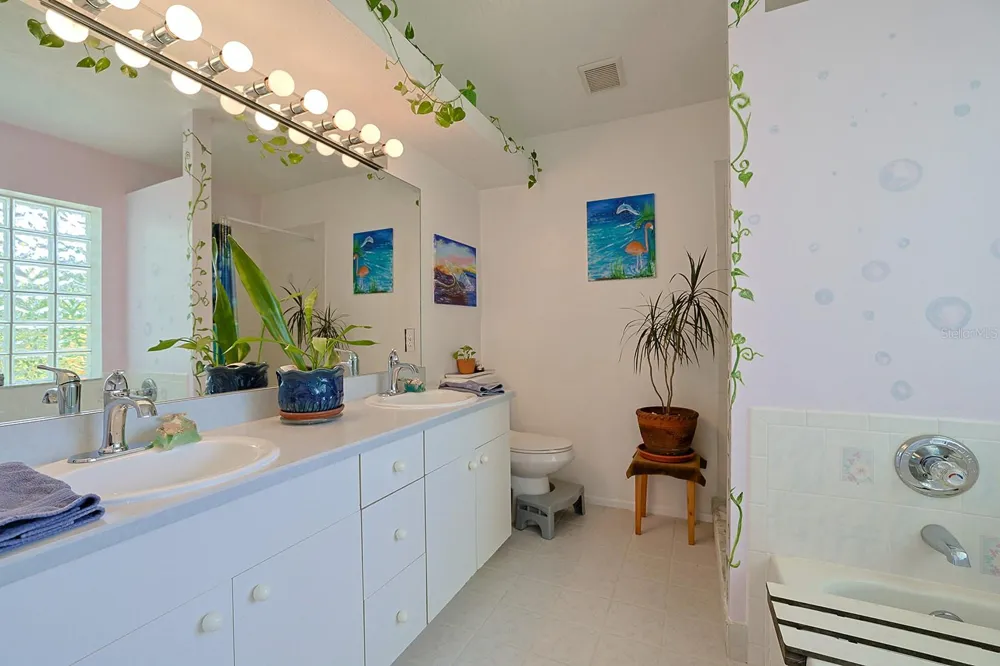 2553 NORDMAN AVENUE New Smyrna Beach, FL 32168