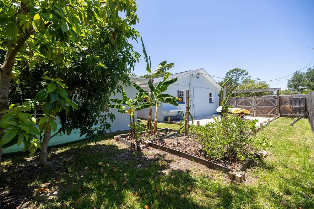 2553 NORDMAN AVENUE New Smyrna Beach, FL 32168