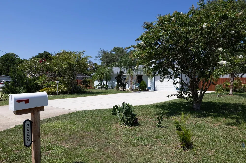 2553 NORDMAN AVENUE New Smyrna Beach, FL 32168