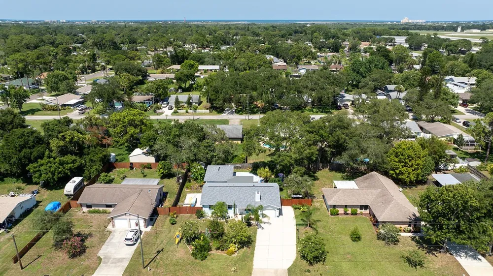 2553 NORDMAN AVENUE New Smyrna Beach, FL 32168